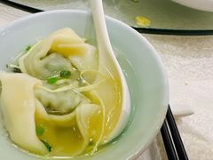 -梅龙镇酒家(南京西路总店)