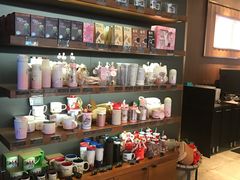 零售区-星巴克(南京弘阳购物中心店)