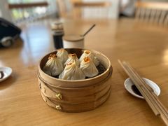 蟹黄小笼包-常鲜德乐购迎桂馒头店(麻巷公寓店)