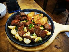 -老东镇啤酒屋海鲜加工·蒸汽海鲜·海鲜烧烤(台东店)