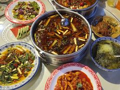 -牟记江湖重庆地标特色菜鱼蛋海鲜羊蝎子(巴南区黑金冠十多年好店)