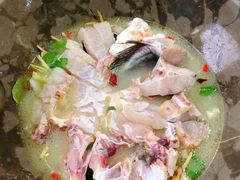 -姚记抚仙湖石锅鱼庄