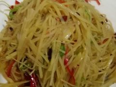 酸辣土豆丝-煲来饱去冷水鱼