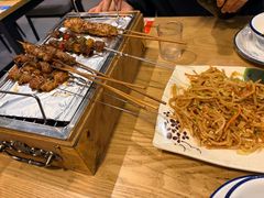 -烤满分·东北烧烤(首经贸店)