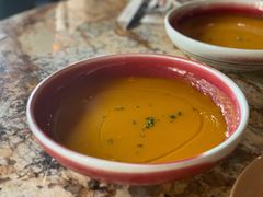 胡萝卜汤-BROWNSTONE布朗石西班牙餐厅(富城店)