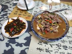 -何哥鲜鱼餐厅(龙湖花园店)