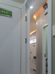 -苗医生0感祛痘连锁