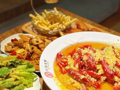 -叶派龙虾•招牌香辣蟹·海鲜(中海国际店)