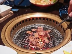 -山川小町·极番烧肉(新地假日广场店)