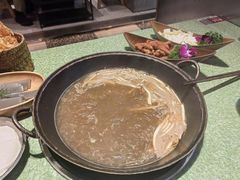 -憨铁匠老火锅(龙岗万科里店)
