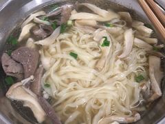 -福屿鲜捞小吃·捞化(福屿总店)