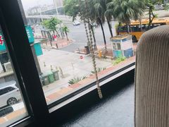 -必胜客(机场路店)