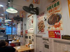-柳州肥姨妈大骨螺蛳粉(东靖路店)