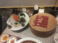 -一绪に寿喜烧自助(世茂广场店)