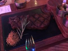果木烤安格斯谷饲牛排-MR.ROCKY洛奇先生RESTAURANT&BAR(宝安壹方城店)