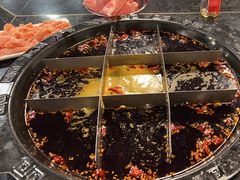 -邓莽子老火锅(中兴路总店)