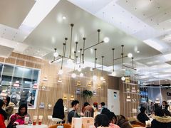 大堂-奈雪的茶(市百一店)