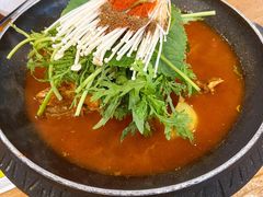 土豆排骨火锅-喇喇排骨火锅·传统韩式脊骨汤(望京西园总店)