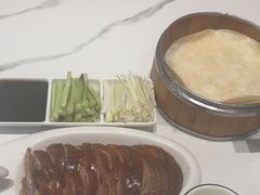 -梅利汴京烤鸭•开封豫菜地标店(东大街店)
