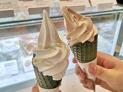 芝芝脆筒-喜茶(上海兴业太古汇店)