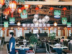 大堂-龙泉人椰子鸡.糟粕醋.海南菜(三亚旗舰店)