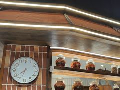 -巴卤社老火锅(财富店)