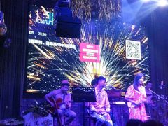 -胡桃里乐队酒馆(鎏嘉码头店)