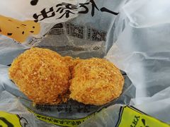 蟹黄风味酥松小贝-鲍师傅糕点(海陵北路店)