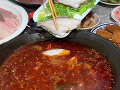 -沸炉重庆老火锅(军事博物馆店)