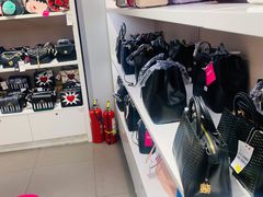 -唯品会(北京国瑞城店)
