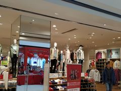 -优衣库(上海颛桥万达广场店)