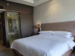 -昆明中心皇冠假日酒店