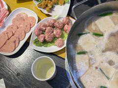 -四季喧黔味豆米火锅(万达广场店)