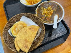 -穆彦华逍遥镇胡辣汤(岗坡路店)