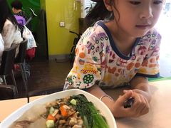 杂菜肉丁米粉-佰搭果·广式茶餐厅(西华路店)