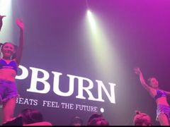 -简奥斯汀·赫本酒吧