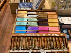 -猫的天空之城概念书店(杭州南宋御街店)