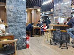 -亮亮面馆(经六路店)