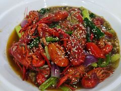 -大富蚝乌东哥饭店·石锅鱼杂·柠檬鸭(革新路店)