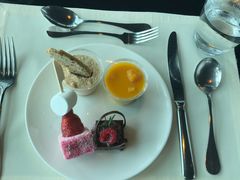 -澳门旅游塔360°旋转餐厅(南湾湖广场店)