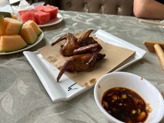 脆皮鸽子-锦绣金山人家(友谊店)