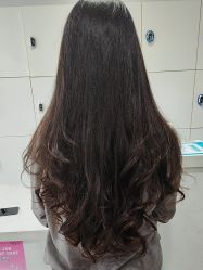 -镁连社·美联社