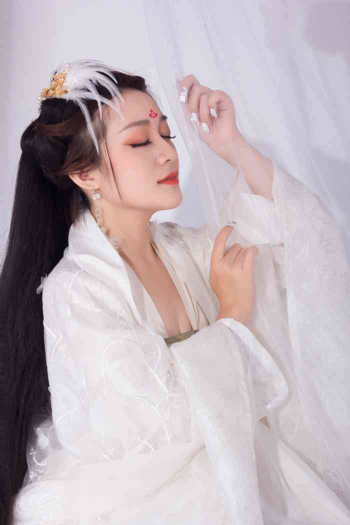 24楼古装摄影-"一直想着拍套古装,关注了24楼赶上搞活动.