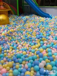 -小玩家儿童主题乐园(世茂广场店)