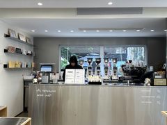 -HUGS coffee(东区店)
