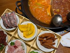 -巴隆门重庆老火锅(太湖路店)