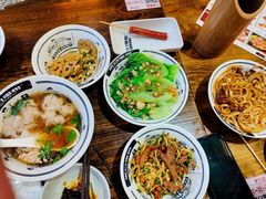 小云吞-黑白电视长沙小吃(悦汇城店)