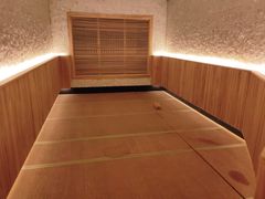 -涨巢·潮玩水疗局