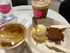 -HUGS coffee(东区店)