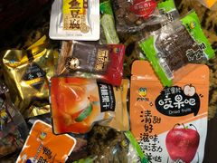 -来伊份(田东路店)